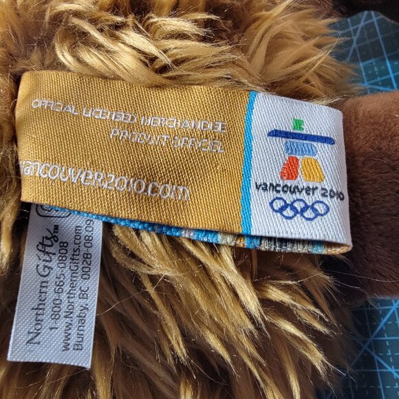 Quatchi 2010 Vancouver Winter Olympics Plush Sasquatch Bigfoot Mascot 23cm Used - Picture 3 of 11